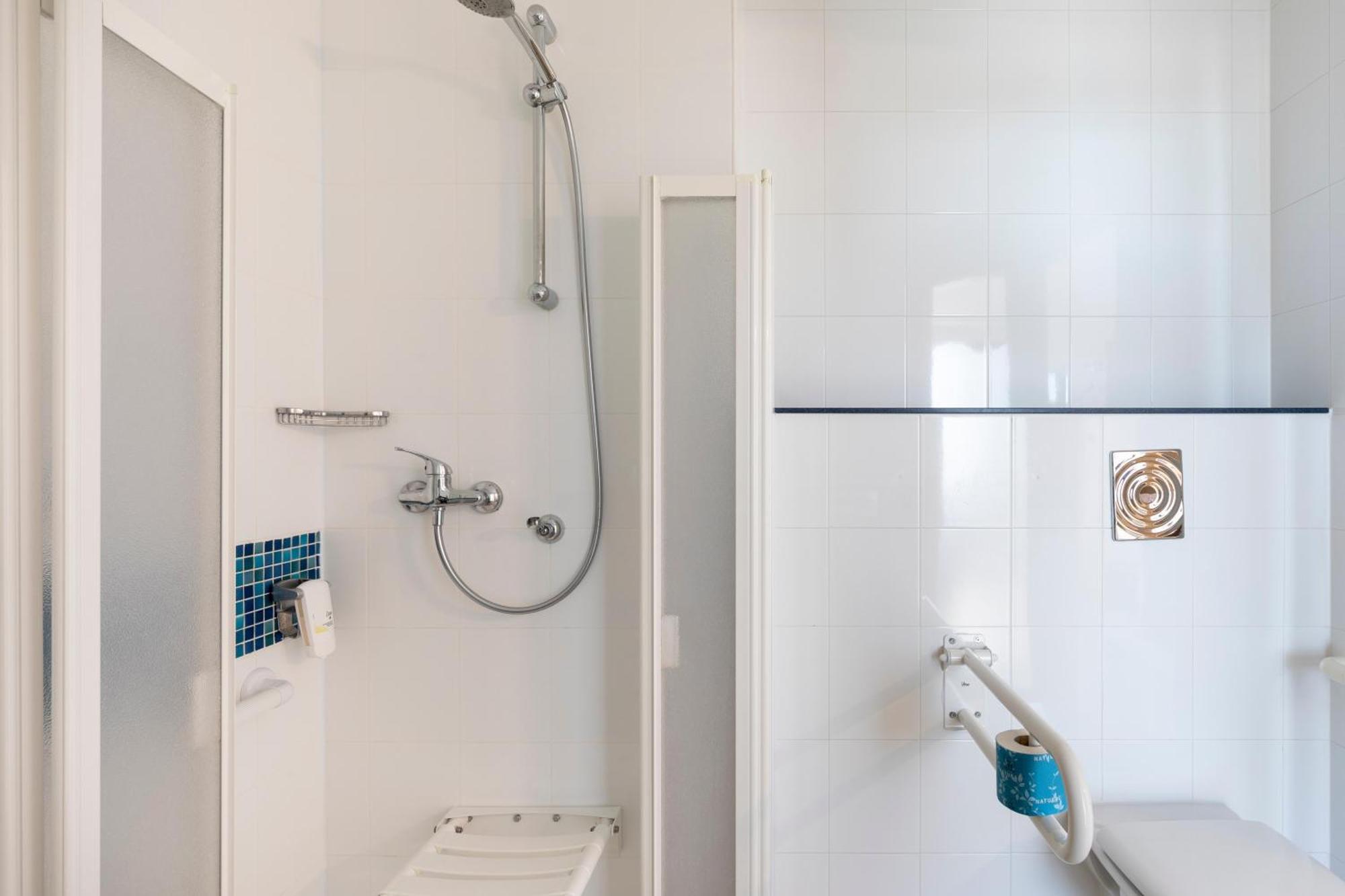 B&B Hotel Cherasco Langhe Eksteriør billede