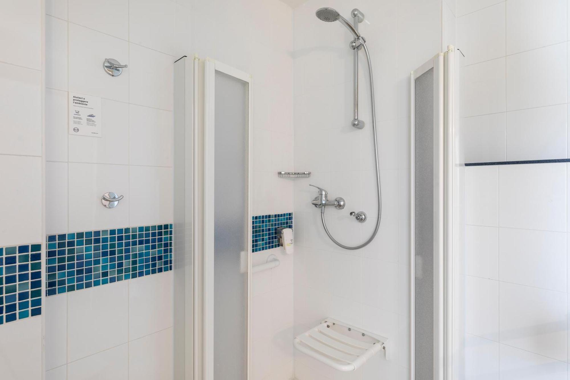 B&B Hotel Cherasco Langhe Eksteriør billede