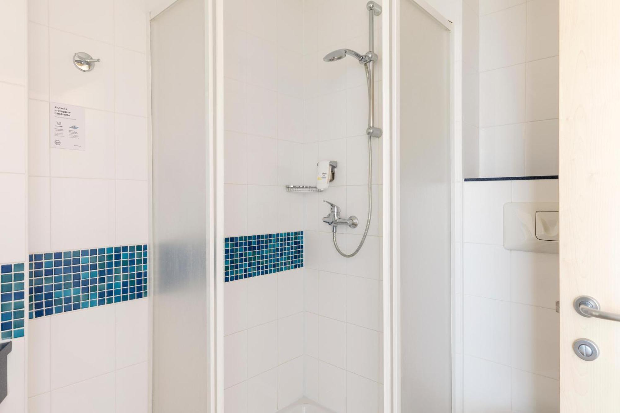 B&B Hotel Cherasco Langhe Eksteriør billede