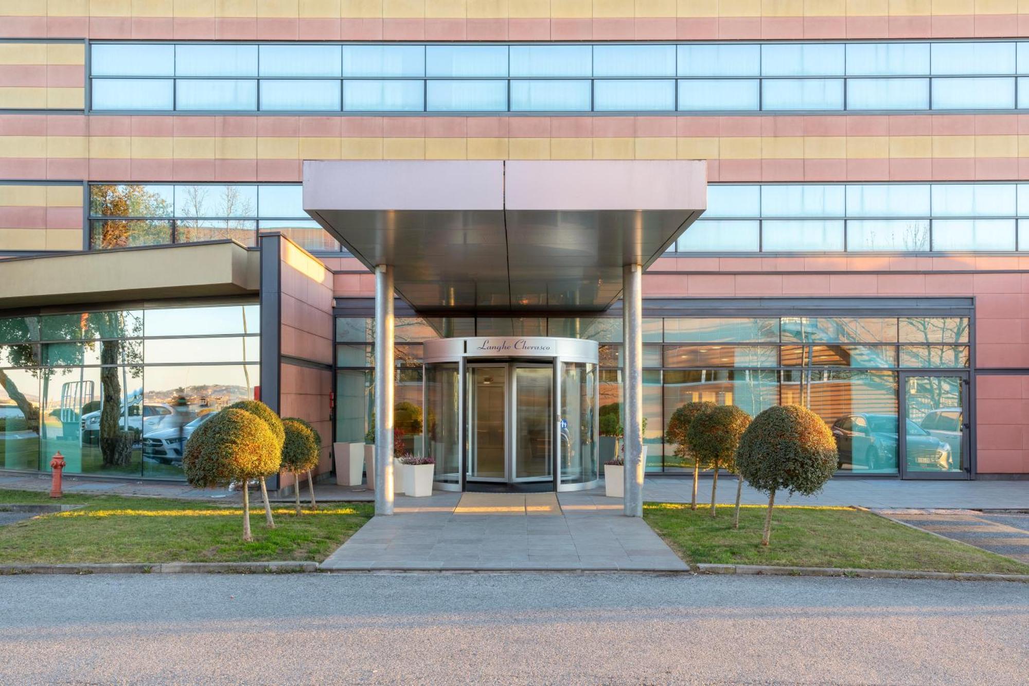 B&B Hotel Cherasco Langhe Eksteriør billede