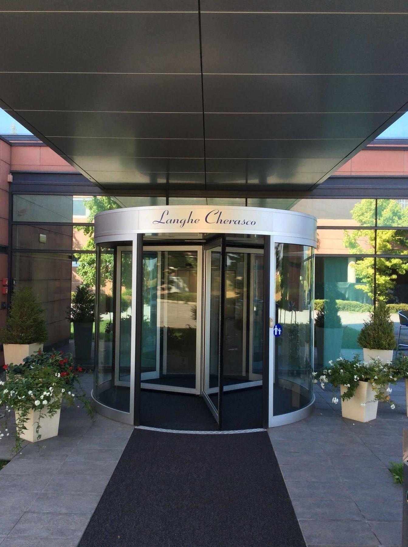 B&B Hotel Cherasco Langhe Eksteriør billede